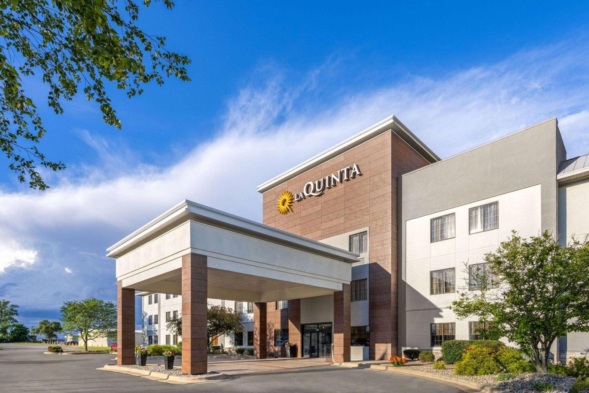 La Quinta By Wyndham Kokomo Exterior photo