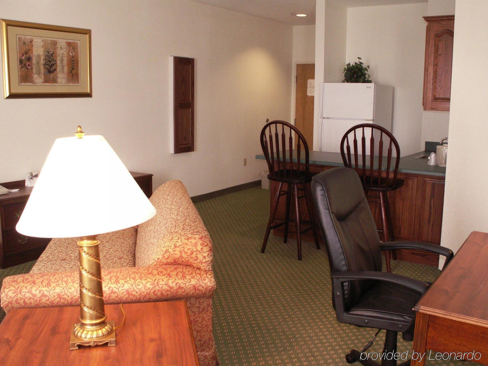 La Quinta By Wyndham Kokomo Exterior photo